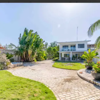 Garden Villa's photo #1